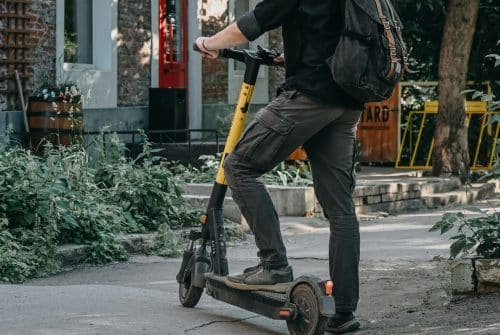 Comment choisir une trottinette électrique adulte ?