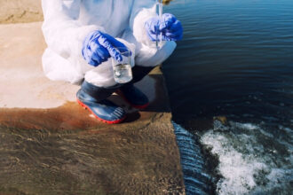 Le rôle clé des entreprises de traitement des eaux et des déchets