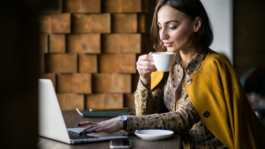 Portage salarial : comment lire une simulation de fiche de paie prévisionnelle ?